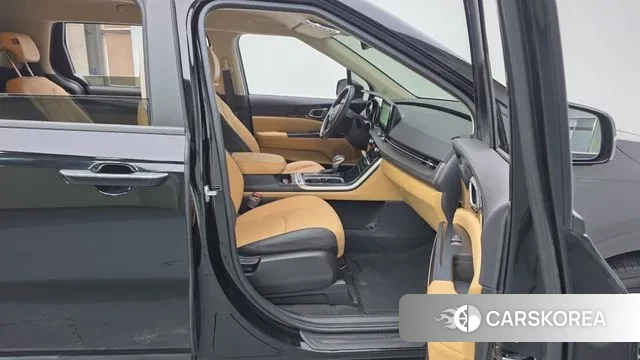 Kia Carnival 4th generation 2023 Черный из Кореи, фото 2