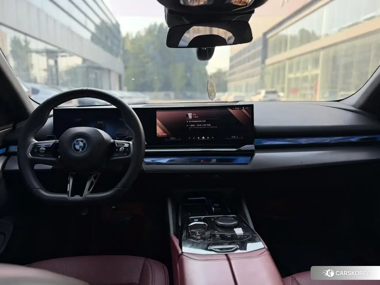 BMW i5 2025 Черный из Китая, фото 2