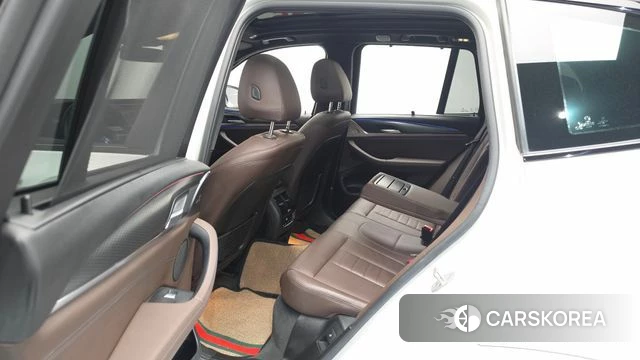 BMW X3 (G01) 2022 Белый из Кореи, фото 2