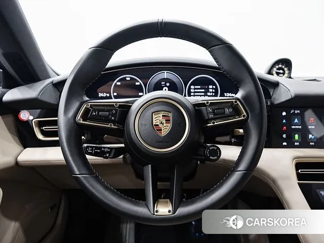 Porsche Taycan 2024 Розовый из Кореи, фото 2