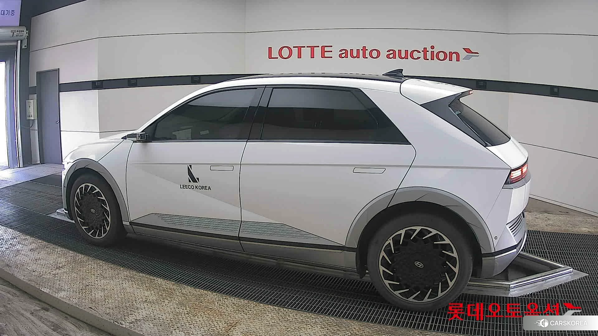 Hyundai IONIQ 5 2022 Atlas White из Кореи, фото 2