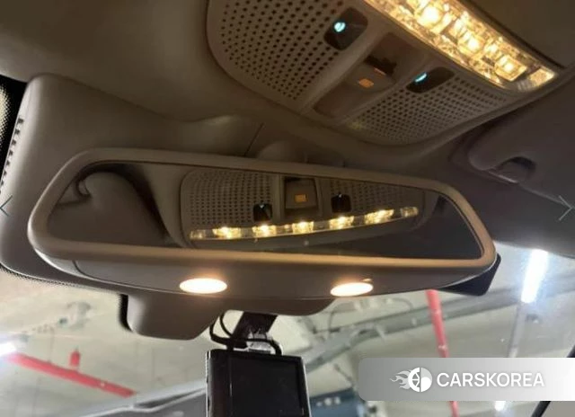 Mercedes-Benz C-Class W205 2018 Черный из Кореи, фото 2