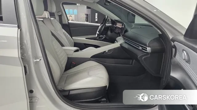 Hyundai Avante (CN7) 2020 Серебристо-серый из Кореи, фото 2