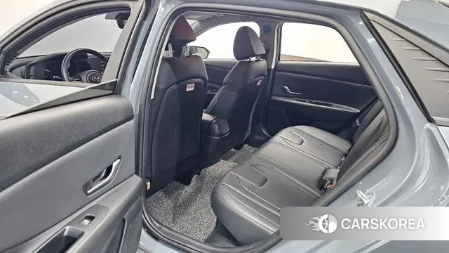 Hyundai Avante Hybrid (CN7) 2021 Серый из Кореи, фото 2