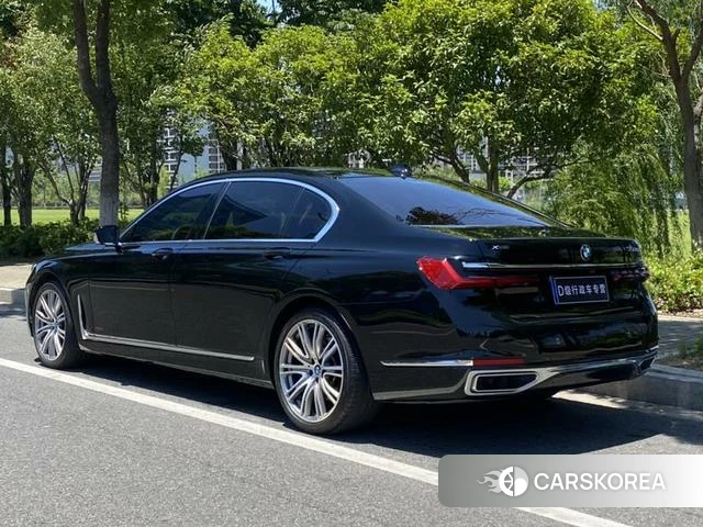 BMW 7 series 2021 Черный из Китая, фото 2