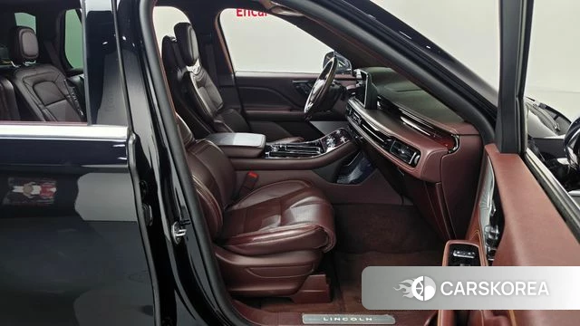 Lincoln Aviator 2nd generation 2021 Черный из Кореи, фото 2