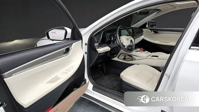 Hyundai The New Grandeur IG Hybrid 2022 Белый из Кореи, фото 2