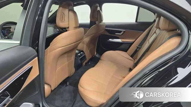 Mercedes-Benz E-Class W214 2025 Черный из Кореи, фото 2