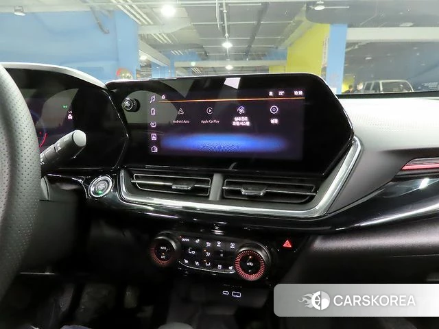 Chevrolet (GM Daewoo) Trax Crossover 2025 Черный из Кореи, фото 2