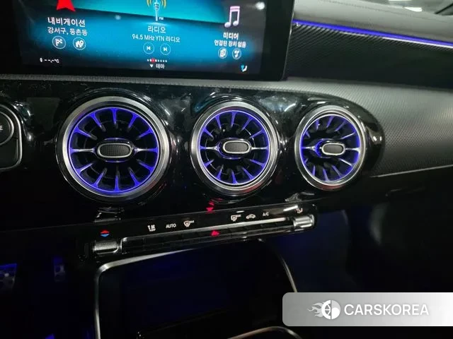 Mercedes-Benz A-Class W177 2022 Черный из Кореи, фото 2