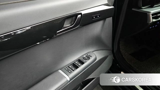 Hyundai Grandeur Hybrid (GN7) 2022 Черный из Кореи, фото 2