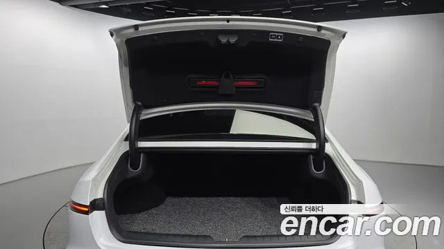 Hyundai Grandeur (GN7) id 2628578 из Кореи 2