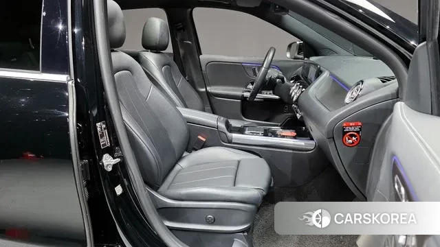 Mercedes-Benz GLA - Class H247 2021 Черный из Кореи, фото 2