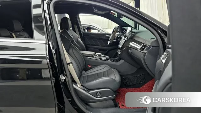 Mercedes-Benz GLE - Class W166 2019 Черный из Кореи, фото 2