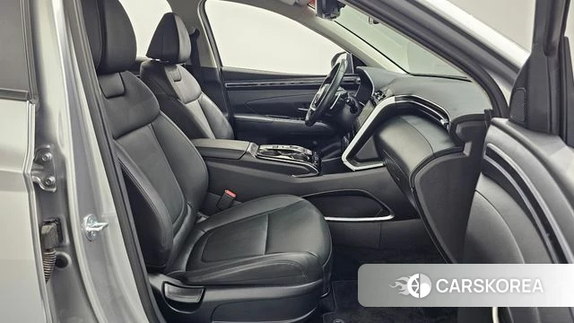 Hyundai Tucson (NX4) 2023 Серебряный из Кореи, фото 2