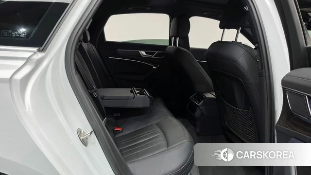 Audi A6 (C8) 2021 Белый из Кореи, фото 2
