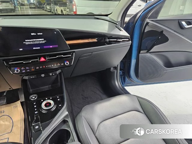 Kia Di Ol Nu Niro 2024 Синий из Кореи, фото 2