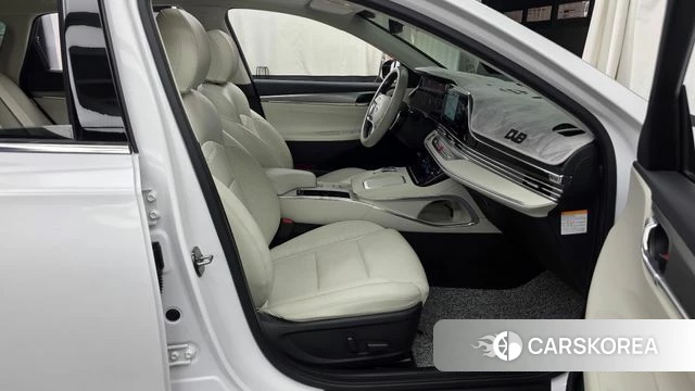 Hyundai The New Grandeur IG Hybrid 2022 Белый из Кореи, фото 2
