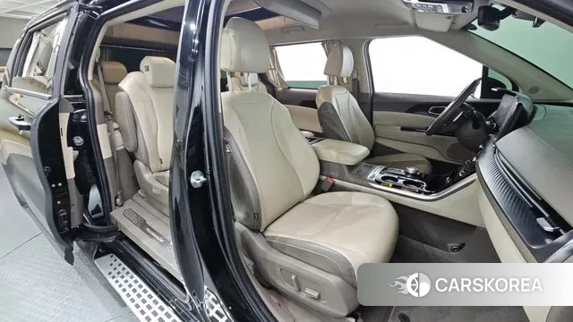 Kia Carnival 4th generation 2022 Черный из Кореи, фото 2