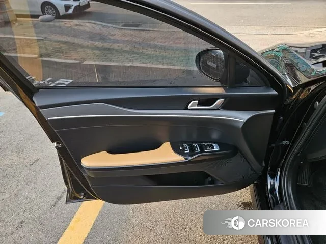 Kia K5 3rd generation 2020 Черный из Кореи, фото 2