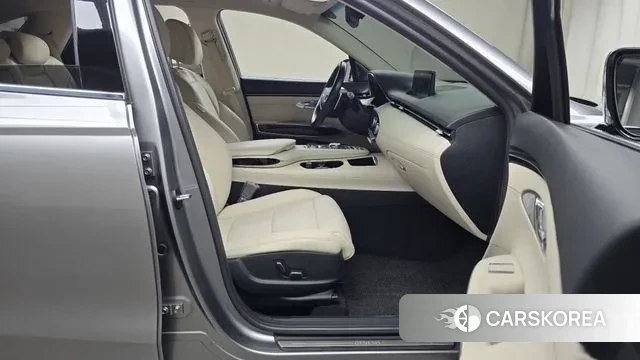 Genesis GV70 2021 Серебристо-серый из Кореи, фото 2