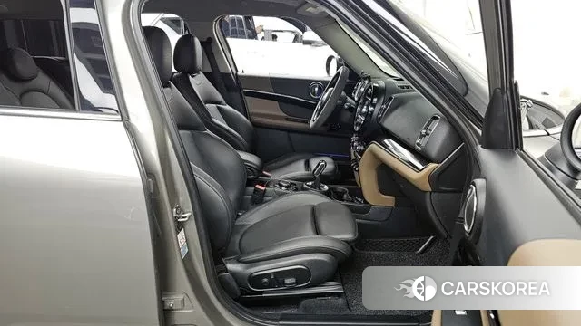 Mini Cooper D Countryman 2018 Серебряный из Кореи, фото 2