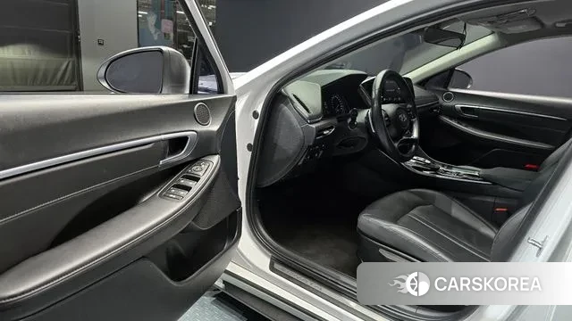 Hyundai Sonata (DN8) 2022 Белый из Кореи, фото 2