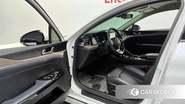 Kia K5 3rd generation 2022 Белый из Кореи, фото 2