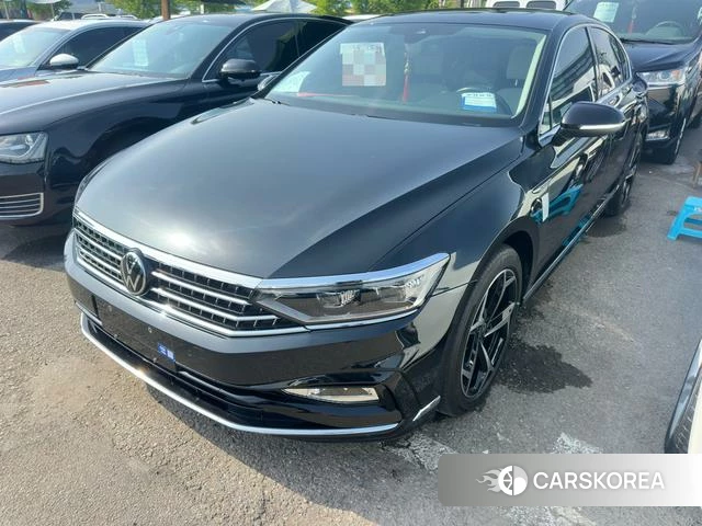 Volkswagen Magotan 2023 Другой из Китая, фото 2
