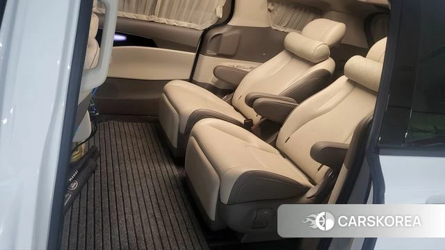 Kia Carnival 4th generation 2023 Белый из Кореи, фото 2