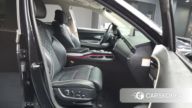 Genesis Electrified GV70 2022 Черный из Кореи, фото 2