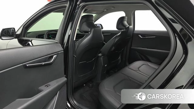 Kia Di Ol Nu Niro 2024 Черный из Кореи, фото 2