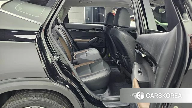 Kia Seltos 2022 Черный из Кореи, фото 2