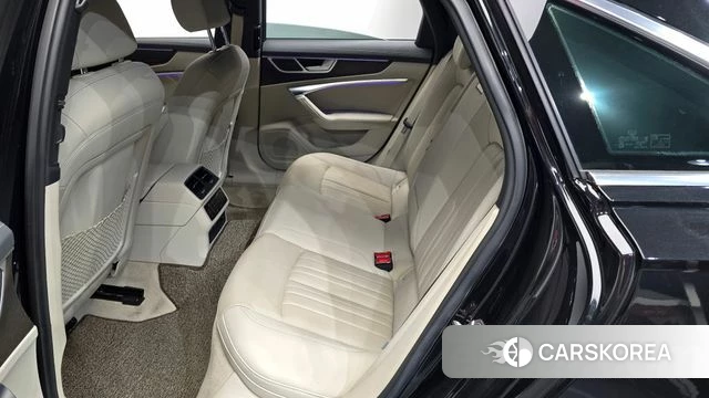 Audi A6 (C8) 2021 Черный из Кореи, фото 2