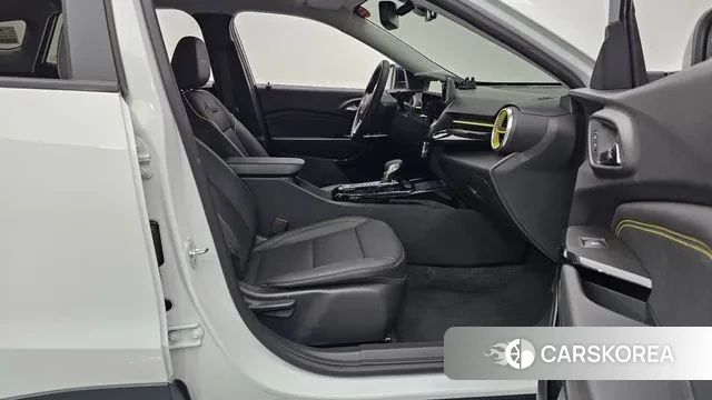 Chevrolet (GM Daewoo) Trax Crossover 2023 Белый из Кореи, фото 2