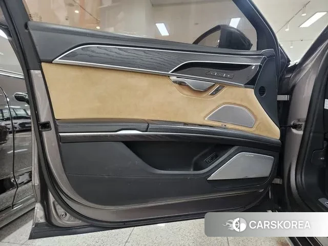 Audi A8 (D5) 2021 Серый из Кореи, фото 2
