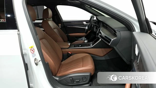 Audi A6 (C8) 2023 Белый из Кореи, фото 2