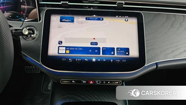 Mercedes-Benz E-Class W214 2025 Белый из Кореи, фото 2