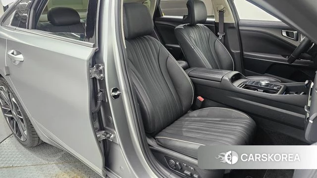 Kia The New K8 Hybrid 2024 Серебристо-серый из Кореи, фото 2