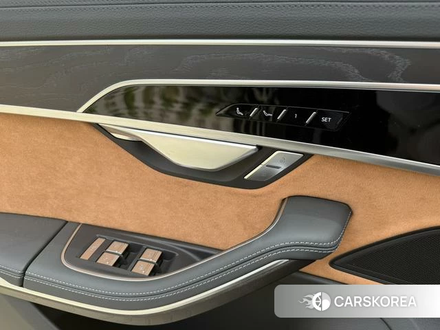 Audi A8 2025 Черный из Китая, фото 2