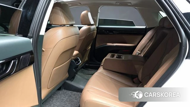 Hyundai Grandeur (GN7) 2023 Белый из Кореи, фото 2