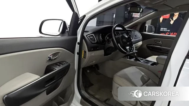 Kia The New Carnival 2018 Белый из Кореи, фото 2