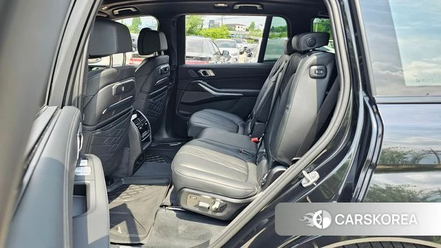 BMW X7 (G07) 2025 Черный из Кореи, фото 2