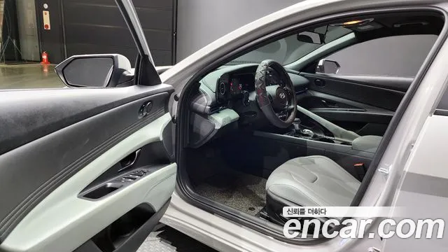 Hyundai The New Avante (CN7) 2023 Серый из Кореи, фото 2