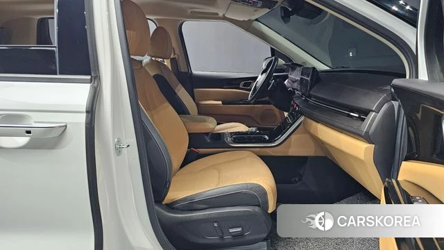 Kia Carnival 4th generation 2022 Белый из Кореи, фото 2
