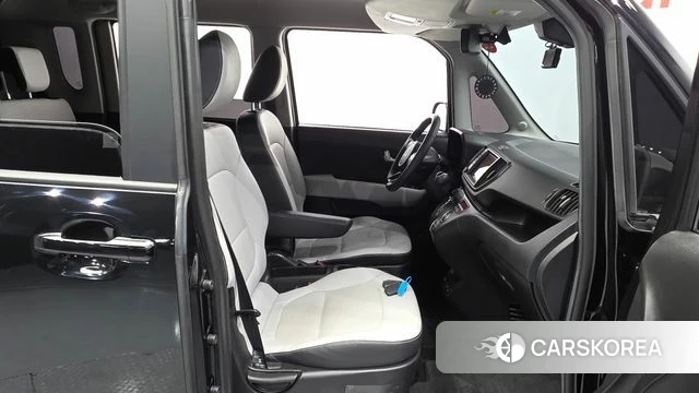 Kia The New Kia Ray 2023 Черный из Кореи, фото 2