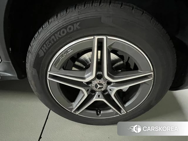 Mercedes-Benz GLC-Class X253 2021 Белый из Кореи, фото 2