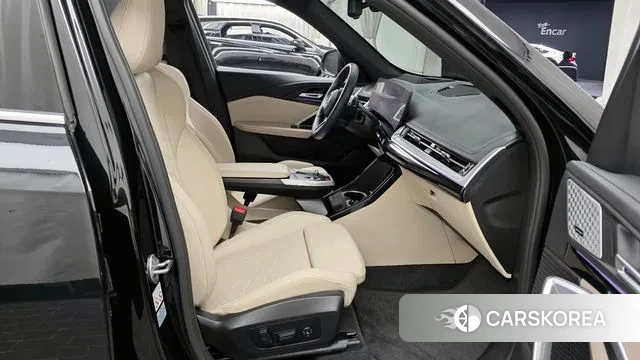 BMW X1 (U11) 2024 Черный из Кореи, фото 2