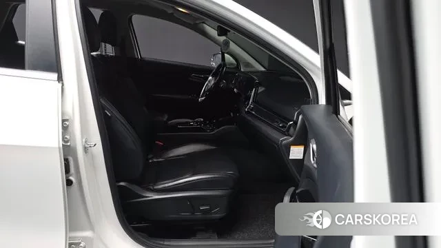 Kia Sportage 5th Generation Hybrid 2022 Белый из Кореи, фото 2