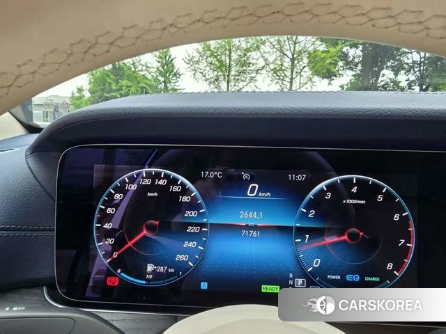 Mercedes-Benz E-class 2021 Белый из Китая, фото 2